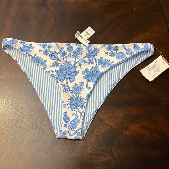 Roller Rabbit Reversible Hipster Bikini Bottom - Picture 2 of 11